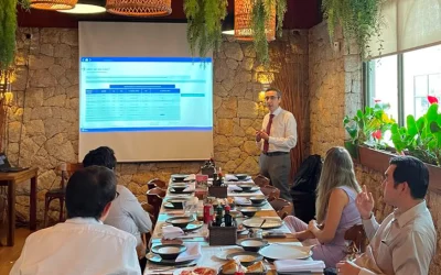 Discussão sobre tratamento de câncer colorretal